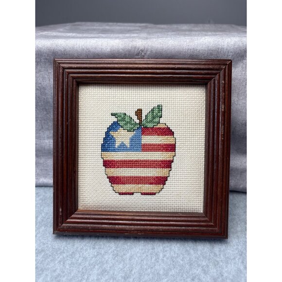Patriotic Apple Cross Stitch Wall Decor Framed Wood 6"x6" Handmade Rustic Americ - Picture 3 of 14